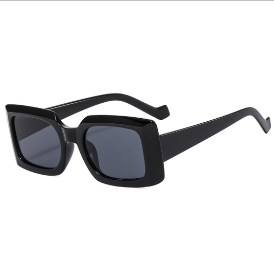 Small box UV resistant sunglasses for men and women