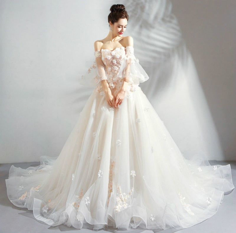 Luxury Wedding Dress The Bride Sweetheart Lace Appliques A-line Beading Sweep Train Wedding Gown Wedding Dress